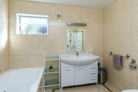 Photo of property in 3 Wright Street, Titahi Bay, Porirua, 5022