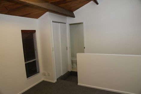 Photo of property in Metro Apartments, 13/220 Thorndon Quay, Pipitea, Wellington, 6011