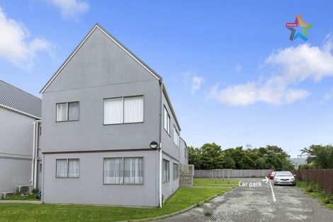 Photo of property in 71o Randwick Crescent, Moera, Lower Hutt, 5010