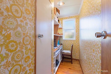 Photo of property in 6 Ash Grove, Ranui, Porirua, 5024