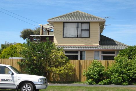 Photo of property in 347 Estuary Road, South New Brighton, Christchurch, 8062