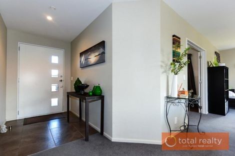 Photo of property in 18 Gosling Crescent, Halswell, Christchurch, 8025