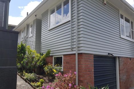 Photo of property in 1/19 Edgeworth Road, Glenfield, Auckland, 0629
