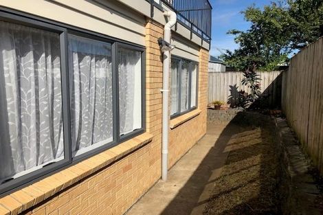 Photo of property in 57a Hayr Road, Three Kings, Auckland, 1042