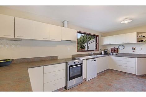 Photo of property in 212 High Street, Oxford, 7430