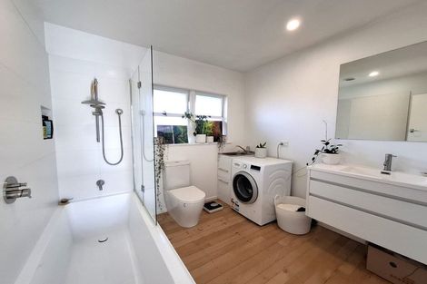 Photo of property in 5/32 Alamein Avenue, Belmont, Auckland, 0622