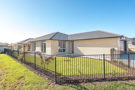 Photo of property in 7 Magnolia Crescent, Tawhero, Whanganui, 4501