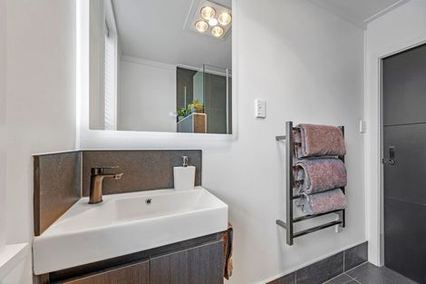 Photo of property in 72 Rhona Street, Linwood, Christchurch, 8062