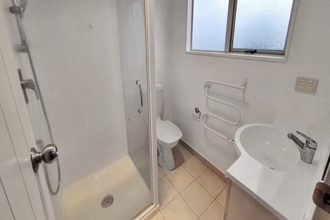 Photo of property in 122c Alfriston Road, Manurewa, Auckland, 2105