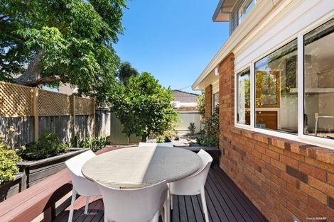 Photo of property in 11 Devon Road, Bucklands Beach, Auckland, 2012