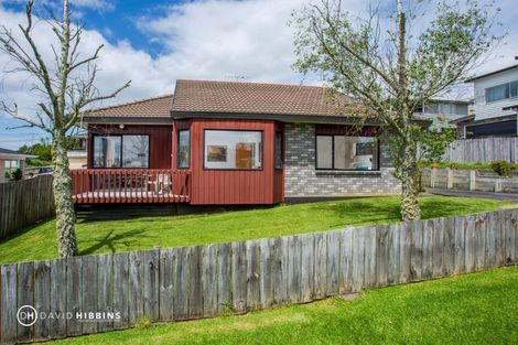 Photo of property in 1/12 Anne Road, Hillcrest, Auckland, 0627