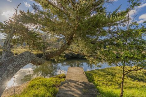 Photo of property in 122 Pepe Road, Tairua, 3508