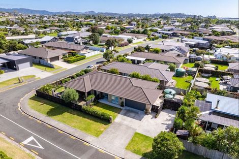 Photo of property in 1 Spinnaker Lane, Mangawhai, 0505