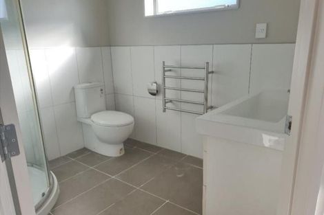 Photo of property in 18/45a Swanson Road, Henderson, Auckland, 0610