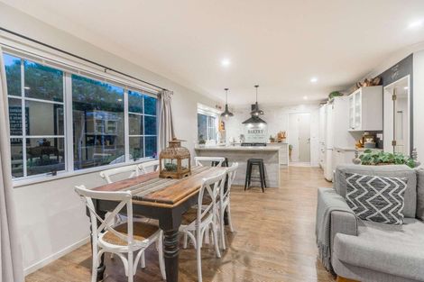 Photo of property in 34 Cedar Drive, Paraparaumu Beach, Paraparaumu, 5032