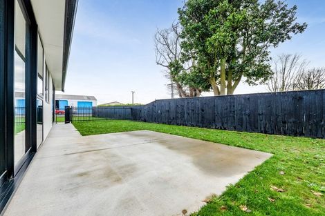 Photo of property in 74 Turuturu Road, Hawera, 4674