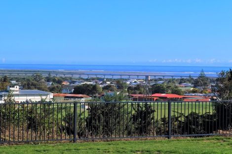 Photo of property in 13 Racecourse Terrace Rise, Hokitika, 7882