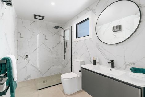 Photo of property in 19 Falconer Rise, Jacks Point, Queenstown, 9371