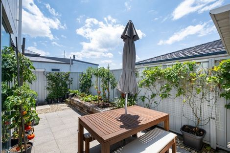 Photo of property in 82b Meeanee Quay, Westshore, Napier, 4110