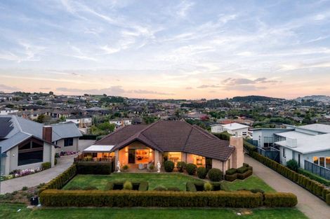 Photo of property in 32 Grace James Road, Pukekohe, 2120