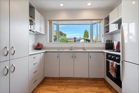 Photo of property in 19 Bronte Place, Whalers Gate, New Plymouth, 4310
