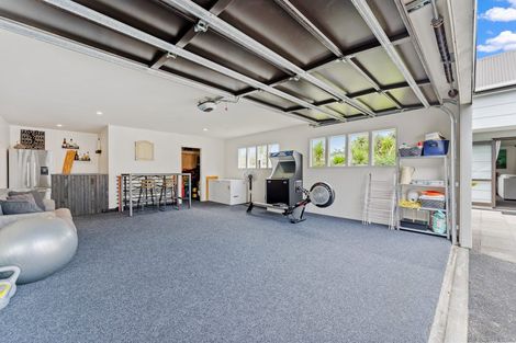 Photo of property in 71 The Circle, Manly, Whangaparaoa, 0930