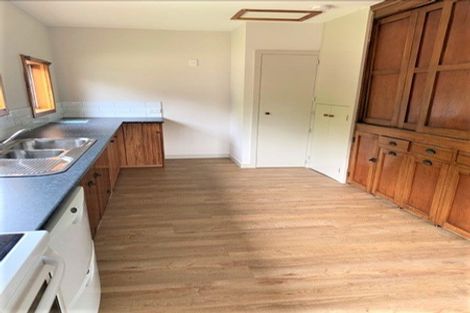 Photo of property in 3139 Coaltrack Road, Coalgate, 7673