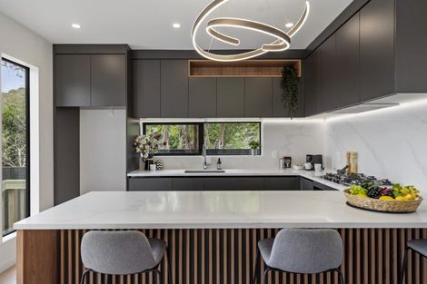 Photo of property in 24c Killarney Avenue, Torbay, Auckland, 0630