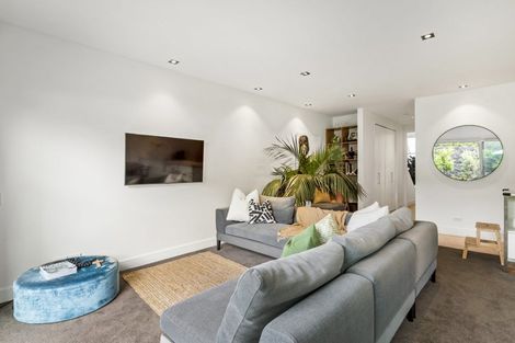 Photo of property in 7/258 Hurstmere Road, Takapuna, Auckland, 0622