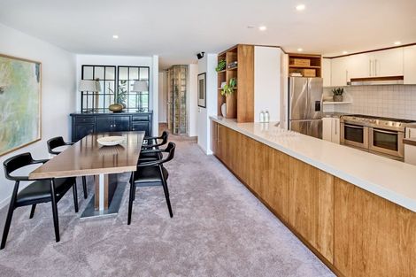 Photo of property in 2/326 Oriental Parade, Oriental Bay, Wellington, 6011