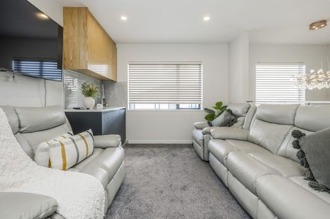 Photo of property in 46 Tannaghmore Drive, Flat Bush, Auckland, 2019