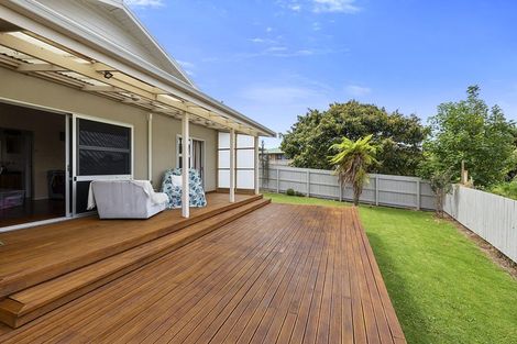 Photo of property in 1b Silby Street, Waitara, 4320