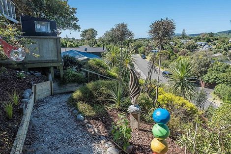 Photo of property in 15 Renown Road, Raumati South, Paraparaumu, 5032