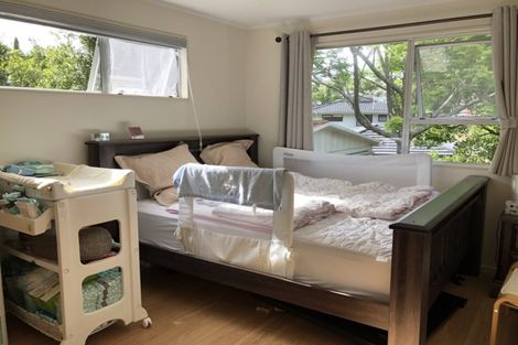 Photo of property in 37 Trias Road, Totara Vale, Auckland, 0629