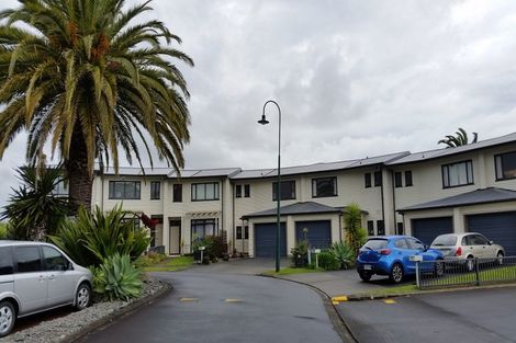 Photo of property in 65/2 Armoy Drive, East Tamaki, Auckland, 2016