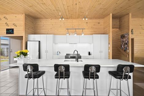 Photo of property in 28 Te Mana Street, Omaha, Warkworth, 0986