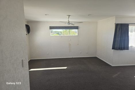 Photo of property in 22 Attymon Lane, East Tamaki, Auckland, 2016