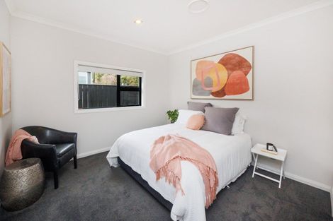 Photo of property in 24a Ihaka Street, Hokowhitu, Palmerston North, 4410