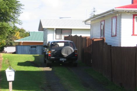 Photo of property in 2/8 Christmas Road, Manurewa, Auckland, 2102