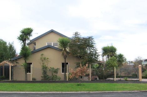 Photo of property in 2 Goldsmith Street, Maeroa, Hamilton, 3200