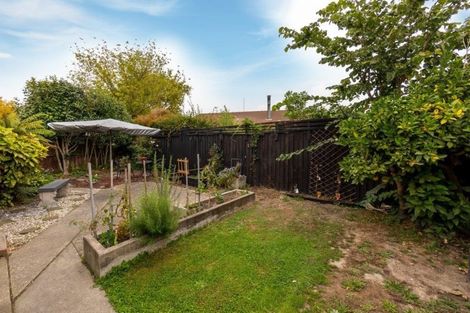 Photo of property in 2/16 Veitches Road, Casebrook, Christchurch, 8051