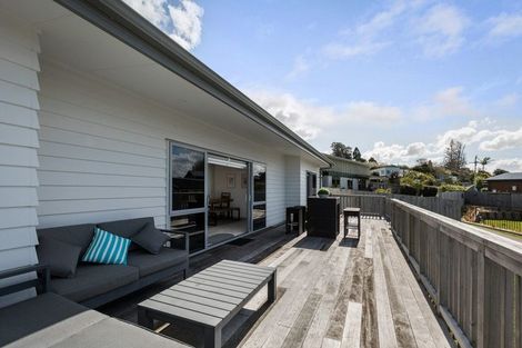 Photo of property in 12 Anatere Rise, Athenree, Katikati, 3177