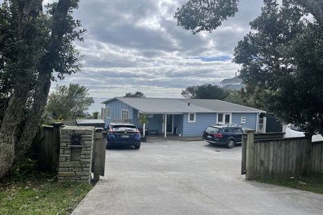 Photo of property in 69 Duncansby Road, Stanmore Bay, Whangaparaoa, 0932