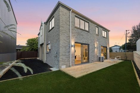 Photo of property in 72a Sycamore Drive, Sunnynook, Auckland, 0620