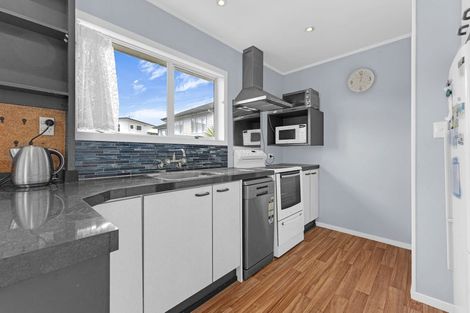 Photo of property in 4 Seakens Way, Glen Eden, Auckland, 0602