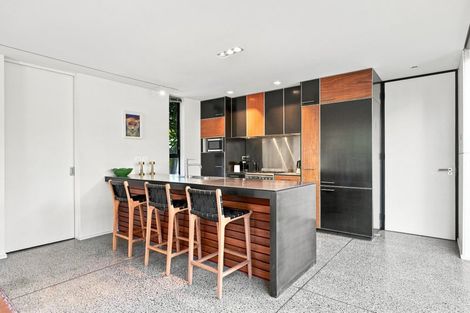 Photo of property in 1 Millbank Lane, Merivale, Christchurch, 8014