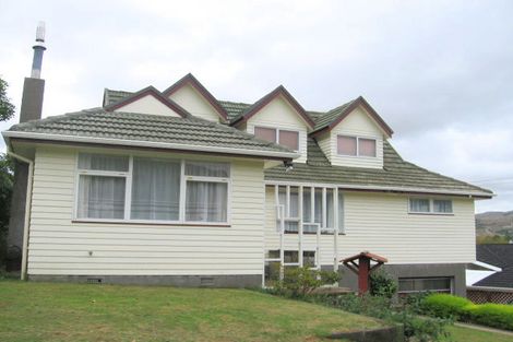 Photo of property in 56 Larsen Crescent, Tawa, Wellington, 5028