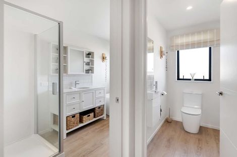 Photo of property in 117 Shillingford Boulevard, Rolleston, 7615