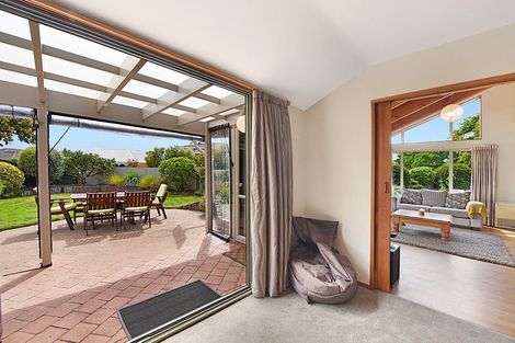 Photo of property in 1 Stead Crescent, Stoke, Nelson, 7011