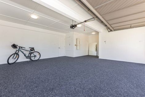 Photo of property in 49 Palomino Drive, Henderson, Auckland, 0612